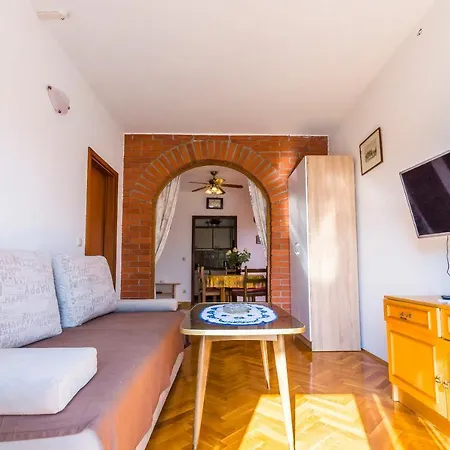 Jasna Summer Barbeque Daire