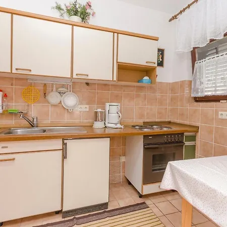 Jasna Summer Barbeque Daire *